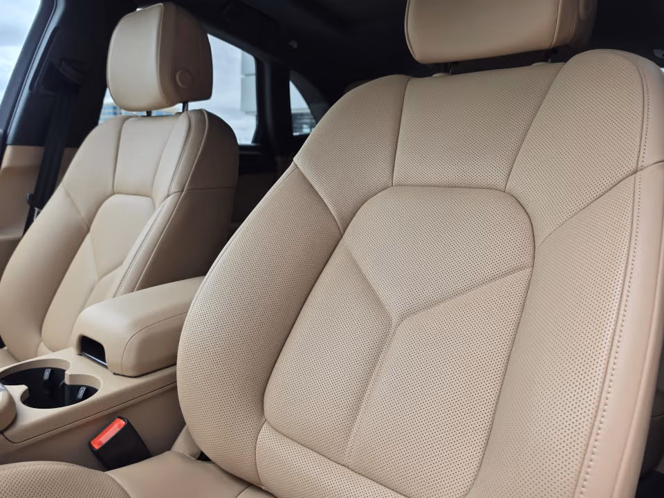 2026 Porsche Macan Base - Photo 35