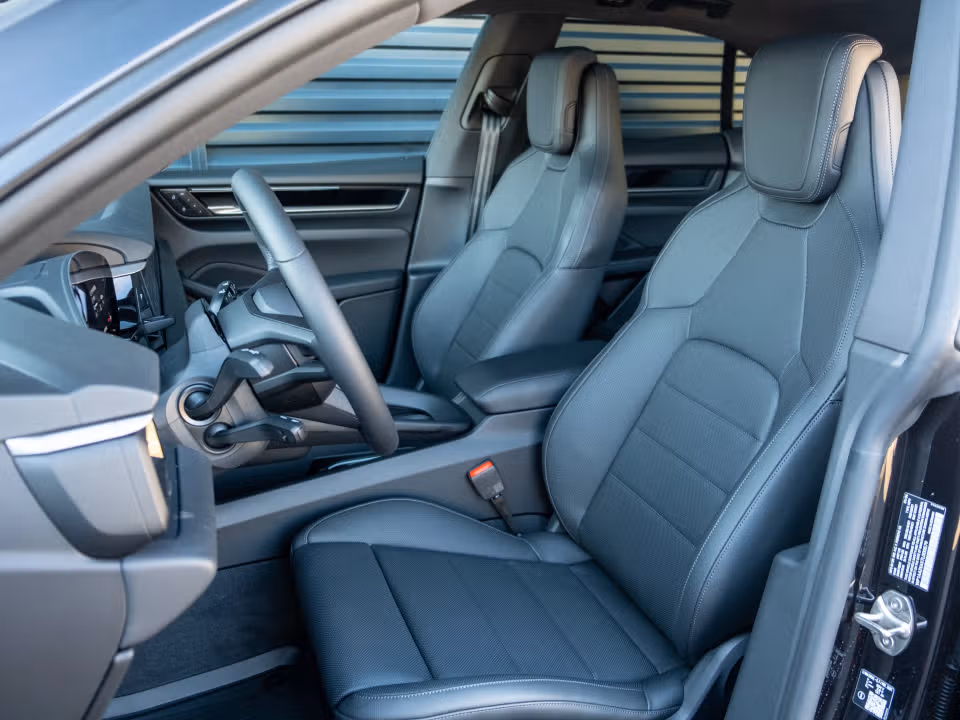 2026 Porsche Macan Base - Photo 35
