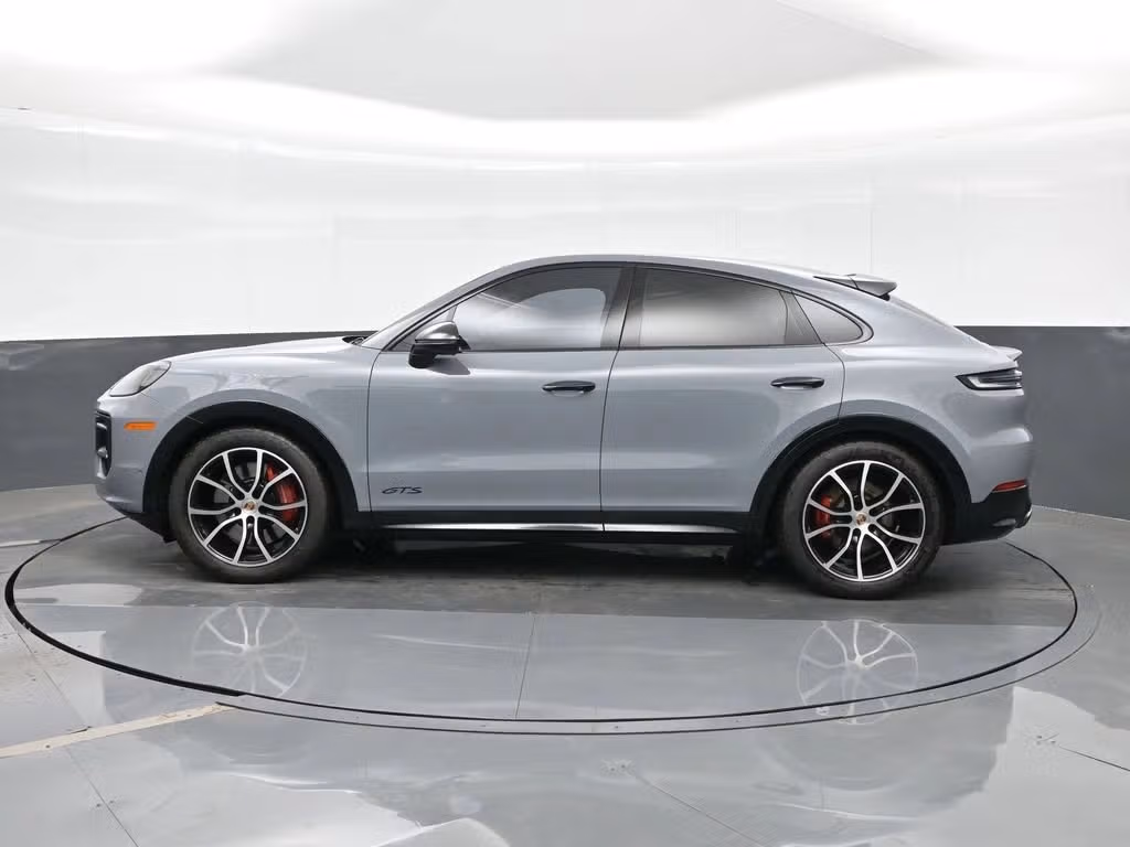 2025 Porsche Cayenne Coup GTS - Photo 12