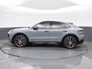 2025 Porsche Cayenne Coup GTS - Photo 9
