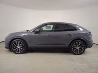 2026 Porsche Macan Base - Photo 9