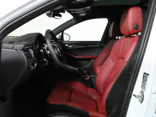 2026 Porsche Macan Base - Photo 37