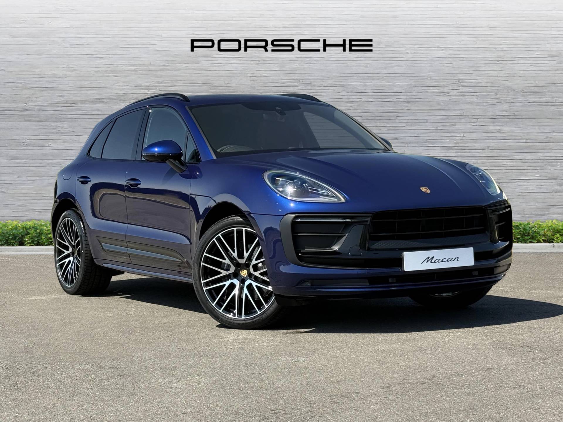 Macan T, photo 1 of 54