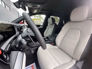 2025 Porsche Cayenne E-Hybrid - Photo 33