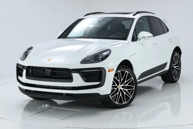 2026 Porsche Macan Base - Photo 6
