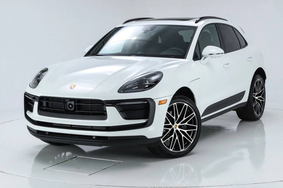 2026 Porsche Macan
