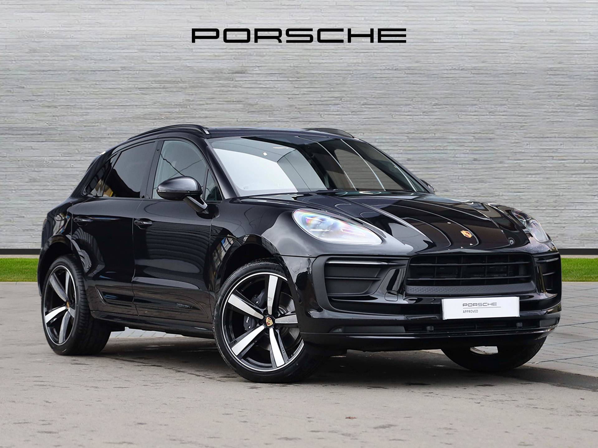 Macan T, photo 1 of 39