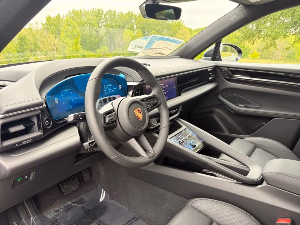 2026 Porsche Macan Base - Photo 27