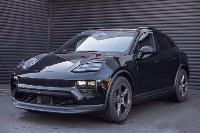 Used 2025 Porsche Macan S with VIN WP1AB2XA7SL154453 for sale in Hawthorne, CA