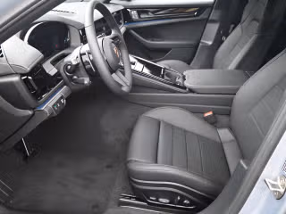 2025 Porsche Panamera Base - Photo 33