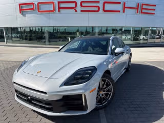 2025 Porsche Panamera 4 E-Hybrid's photo
