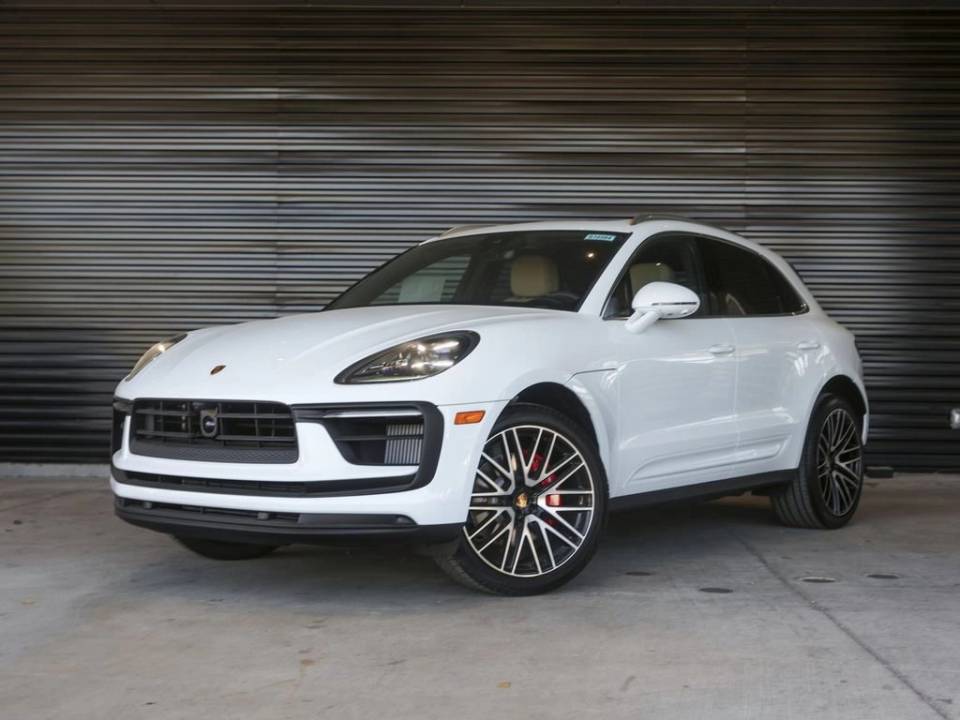 2026 Porsche Macan