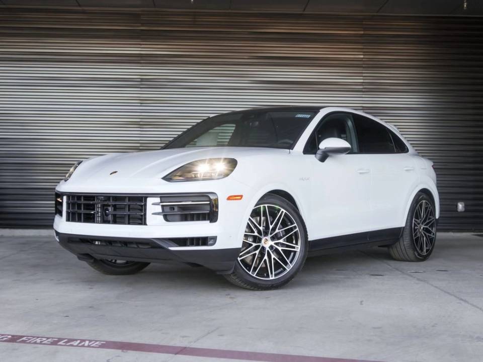 2026 Porsche Cayenne Coup