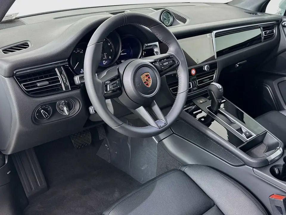 Photo 31