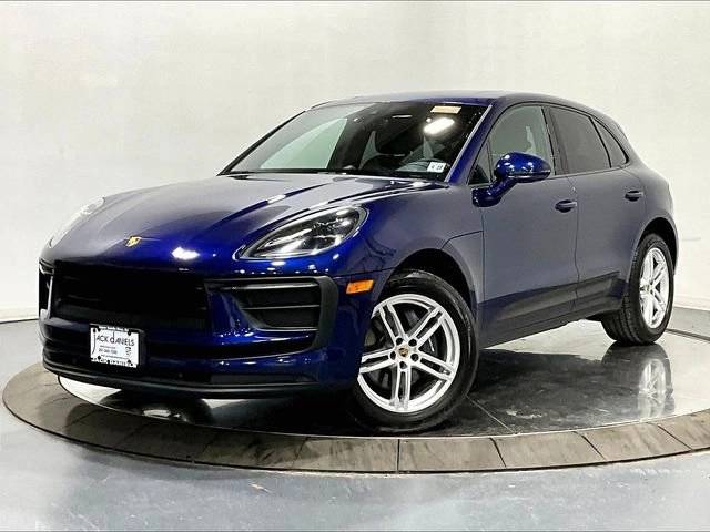 2022 Porsche Macan Base