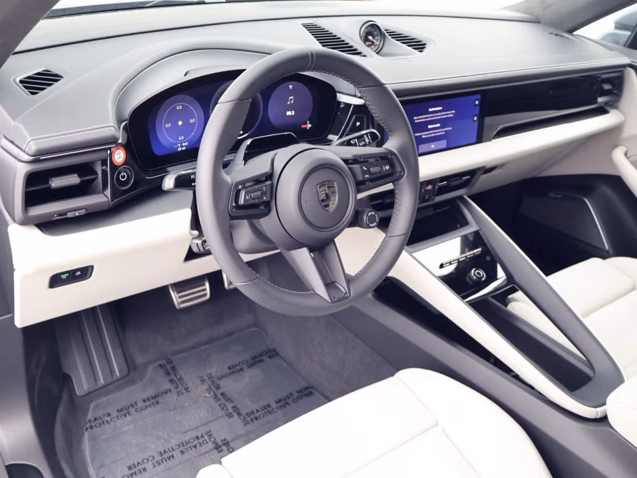 2026 Porsche Macan Turbo Electric - Photo 28