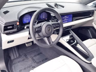 2026 Porsche Macan Turbo Electric - Photo 25