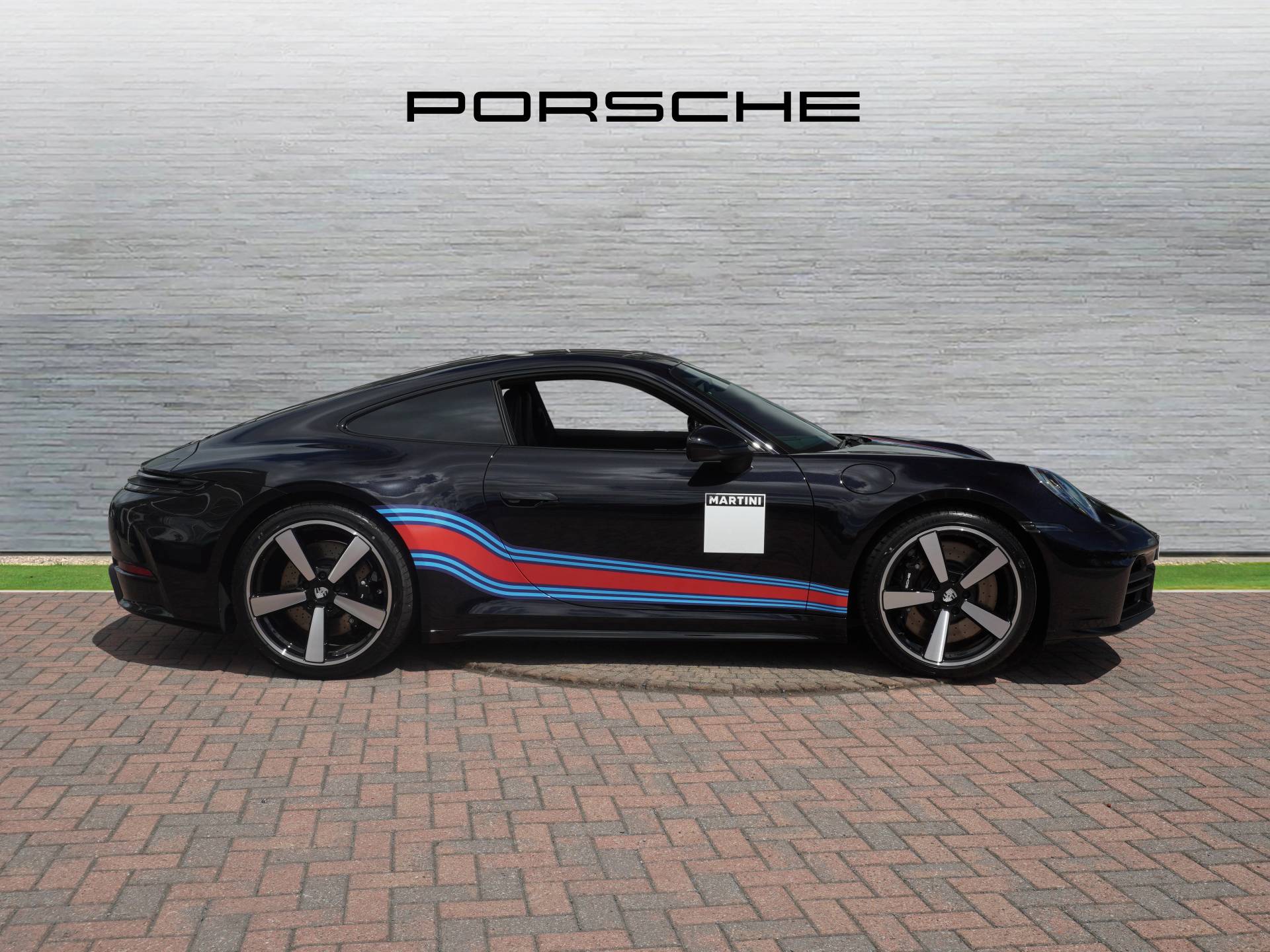 911 Carrera 4S, photo 2 of 59