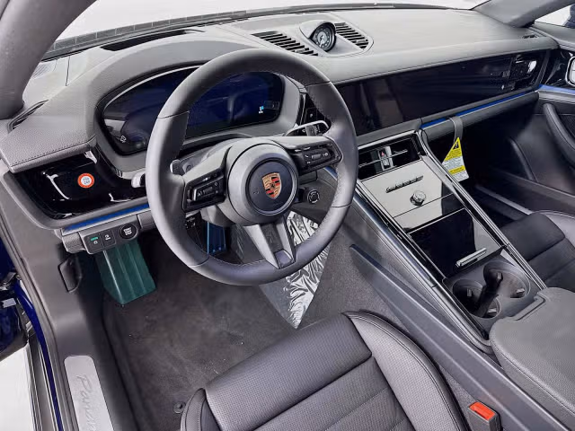2026 Porsche Panamera 4 E-Hybrid - Photo 26