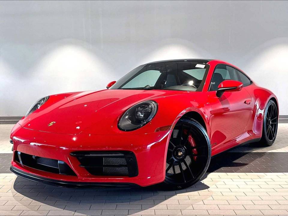 2023 Porsche 911 GTS