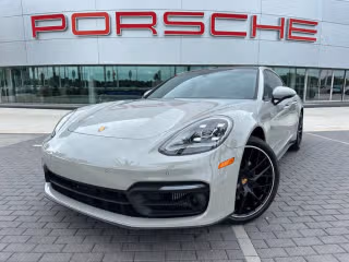 2023 Porsche Panamera 4 Platinum Edition's photo