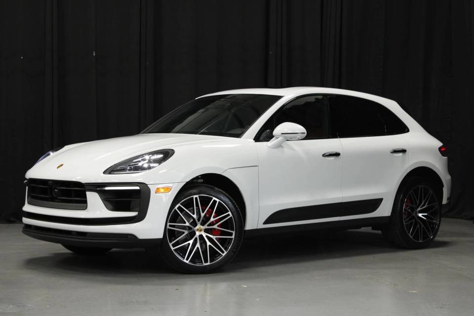 2026 Porsche Macan