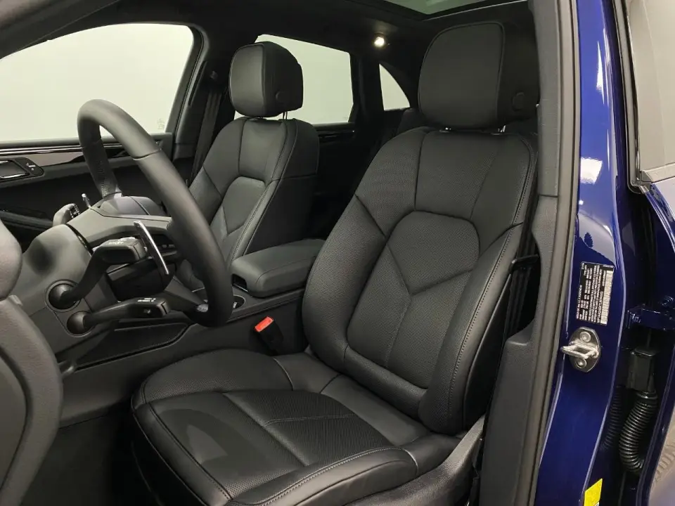 2026 Porsche Macan Base - Photo 39