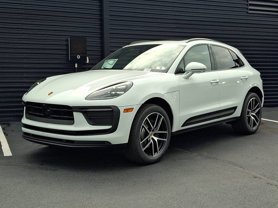 2026 Porsche Macan