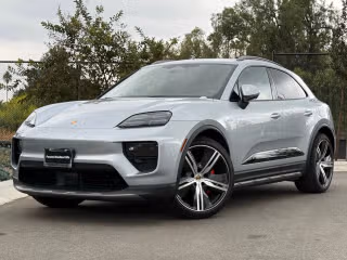 2025 Porsche Macan