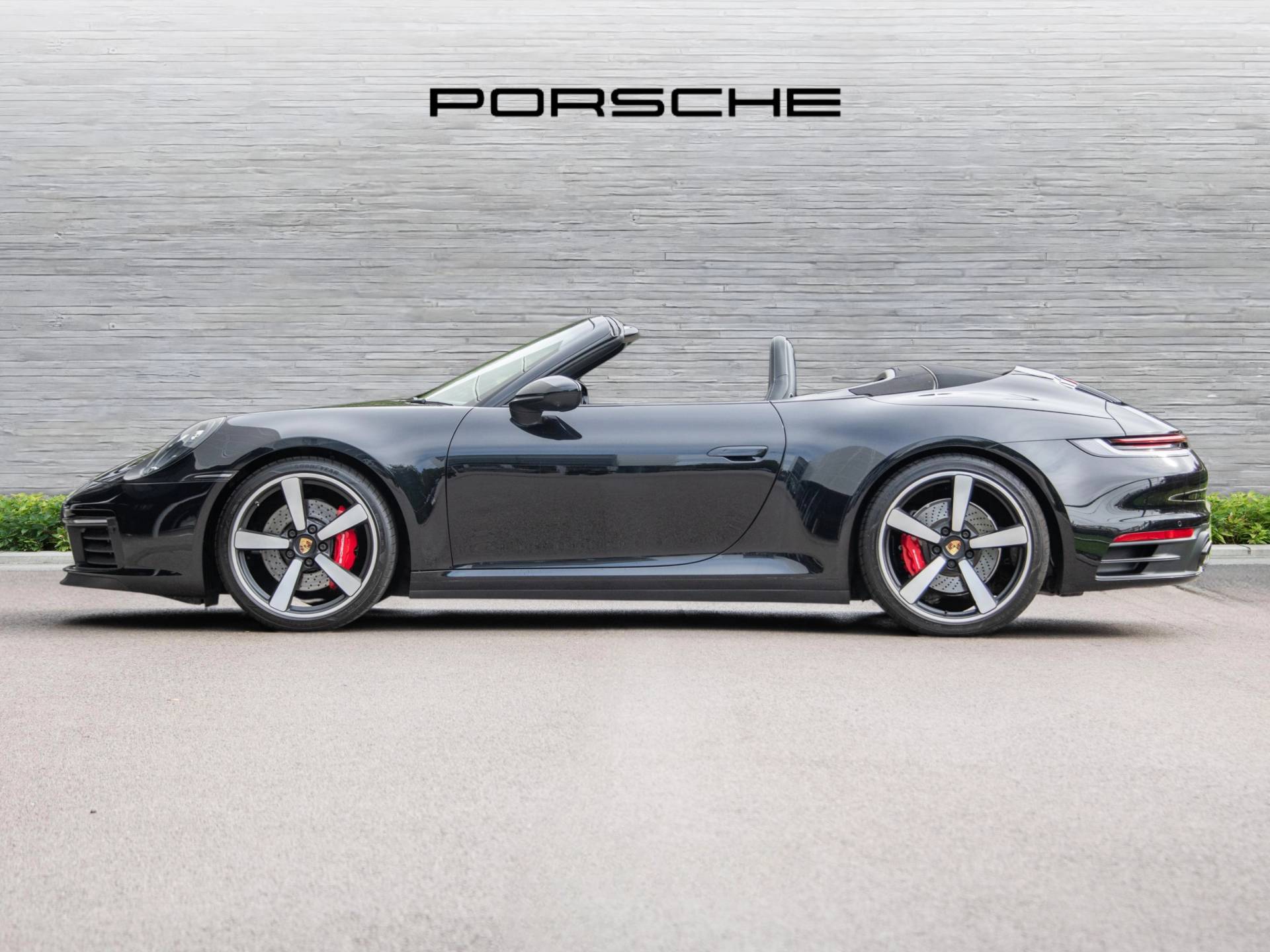911 Carrera S Cabriolet, photo 2 of 66