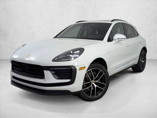 2025 Porsche Macan T