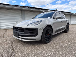 2023 Porsche Macan GTS's photo