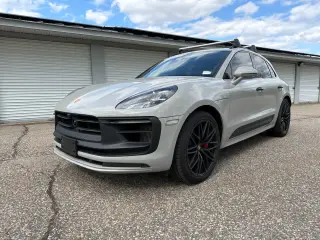 2023 Porsche Macan GTS (MY23)