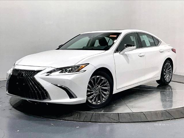 2025 Lexus ES Hybrid