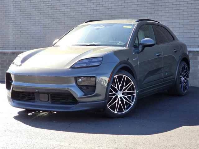 2024 Porsche Macan Base