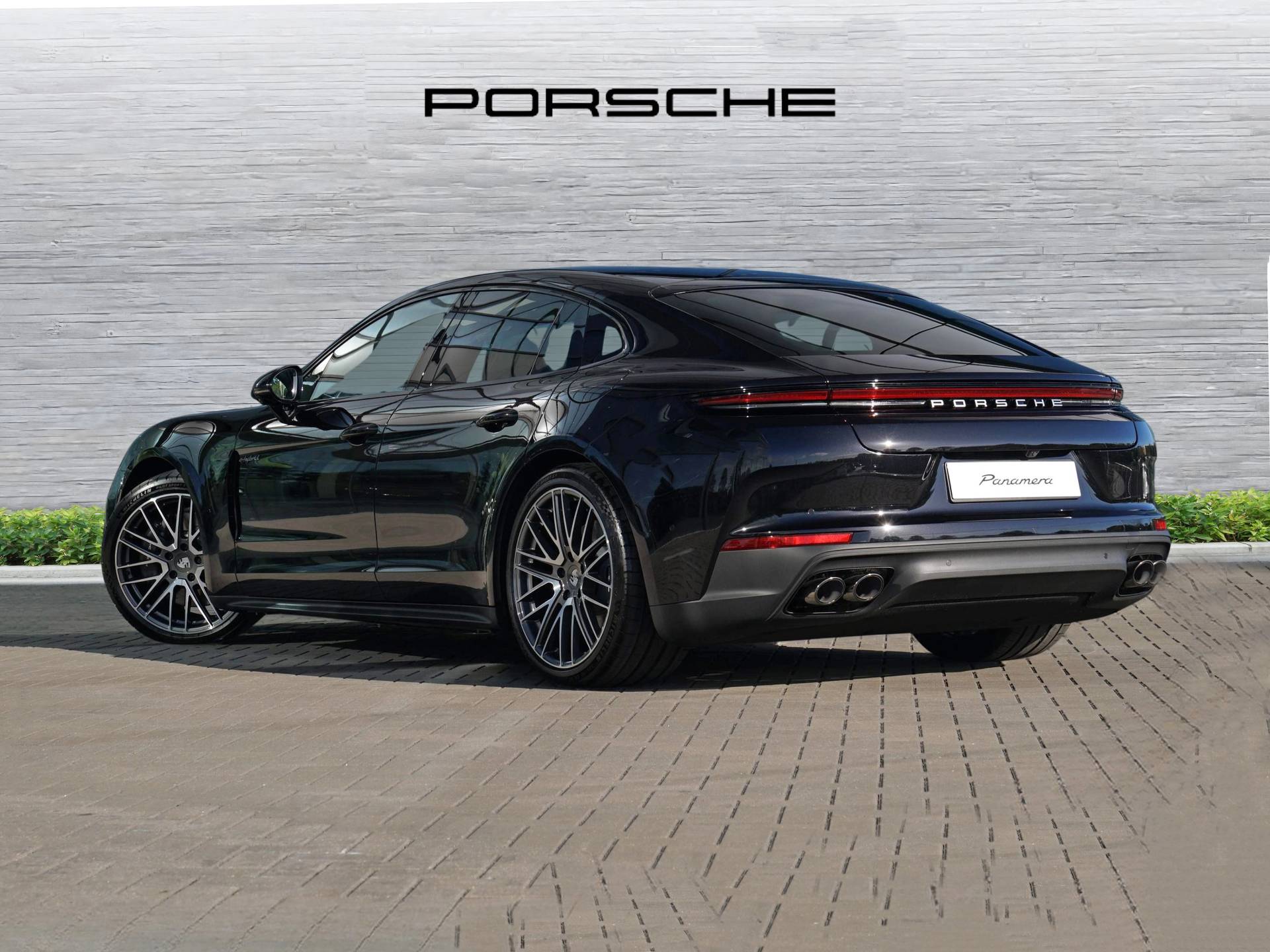 Panamera 4 E-Hybrid, photo 2 of 63