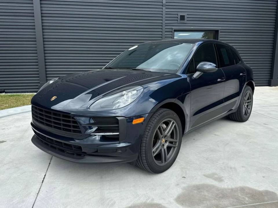 2021 Porsche Macan Base
