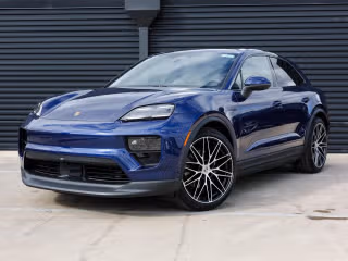 2025 Porsche Macan