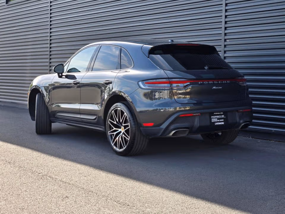 2025 Porsche Macan Base - Photo 19