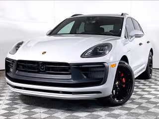 2025 Porsche Macan GTS's photo