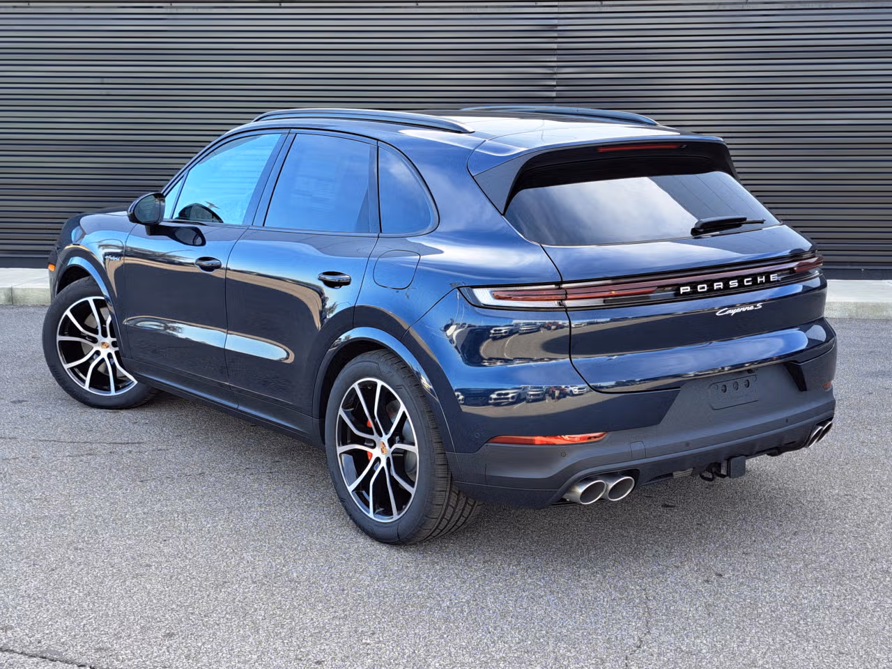 2026 Porsche Cayenne S E-Hybrid - Photo 20