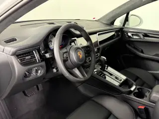 2026 Porsche Macan S - Photo 29