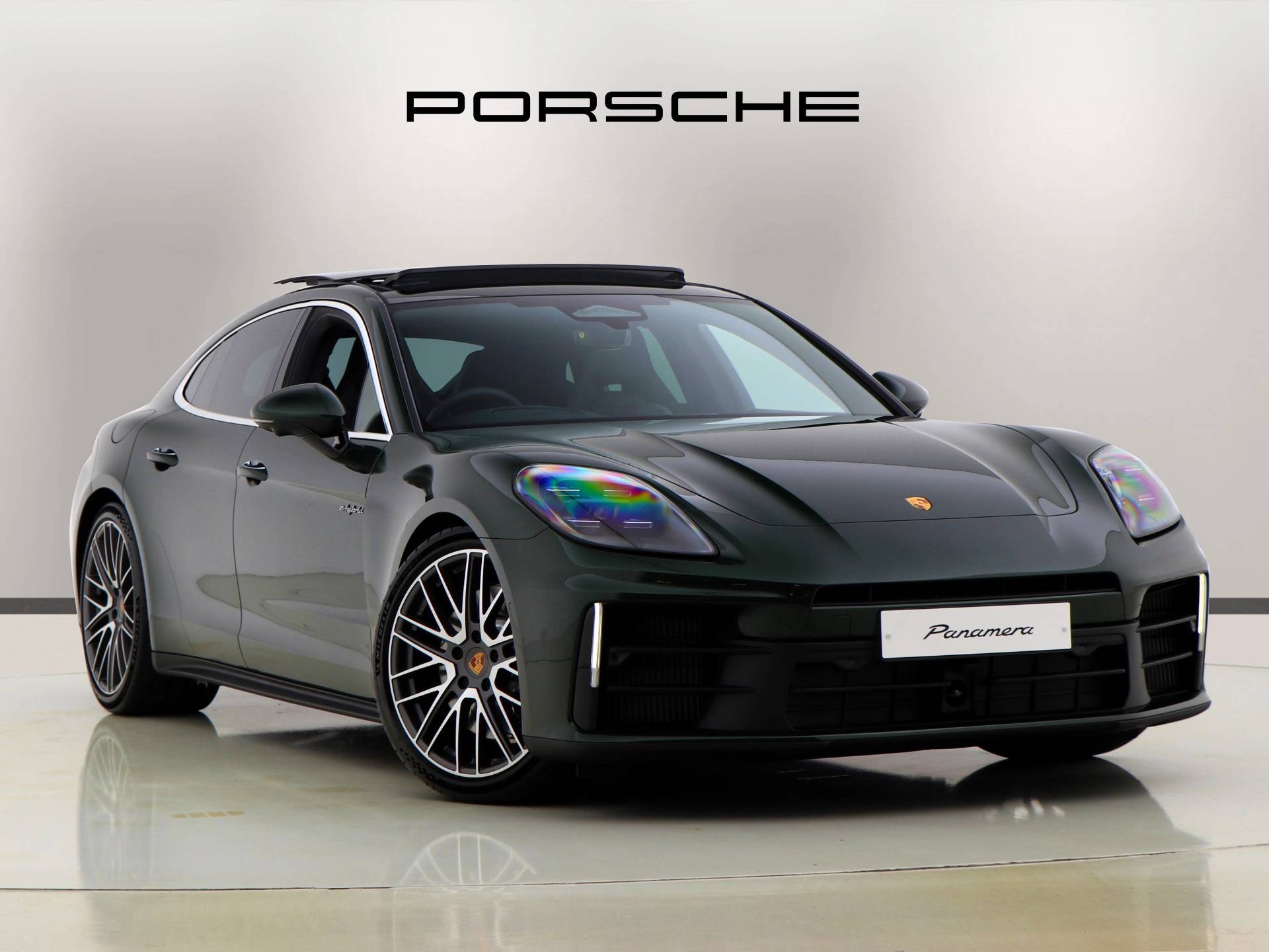 Panamera 4 E-Hybrid, photo 1 of 45