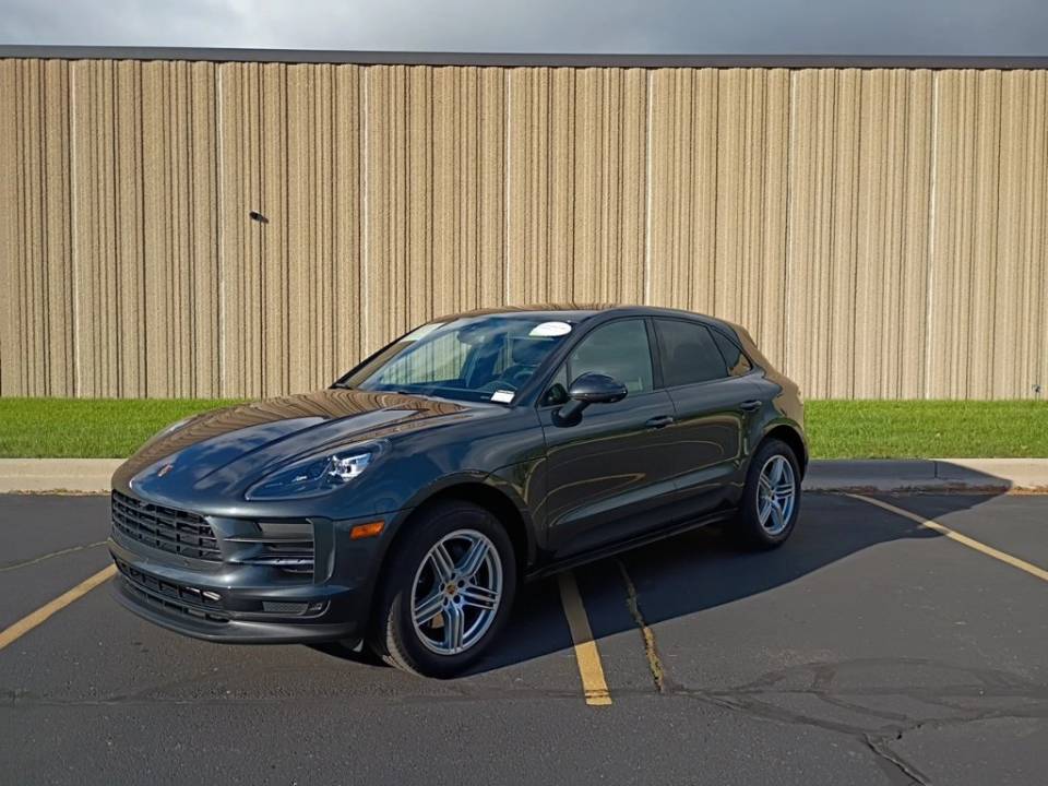 2021 Porsche Macan Base