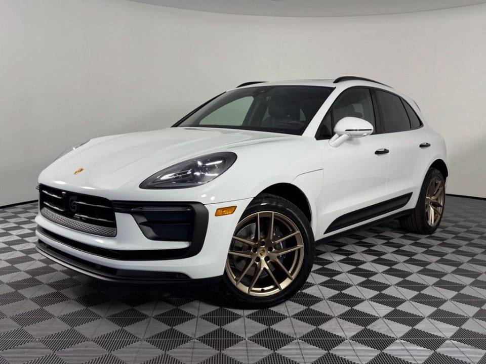 2026 Porsche Macan