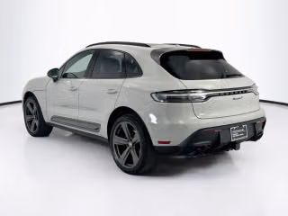 2025 Porsche Macan Base - Photo 17