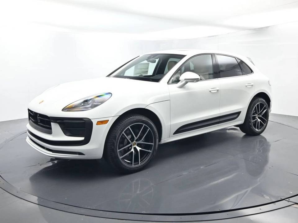 2026 Porsche Macan