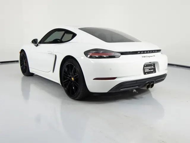 2024 Porsche 718 22