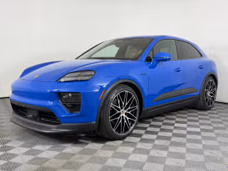 2026 Porsche Macan Macan Electric's photo