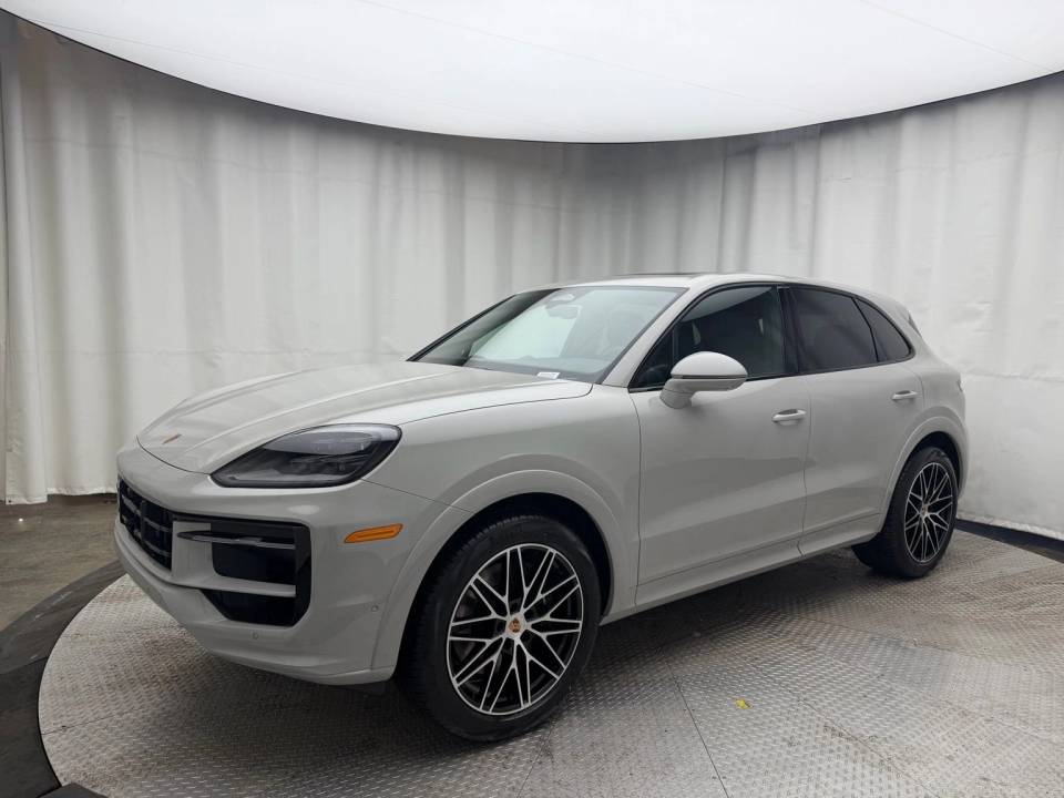 2026 Porsche Cayenne Base